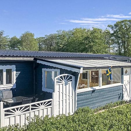 Gorgeous Home In Hoerby With Kitchen Exterior foto